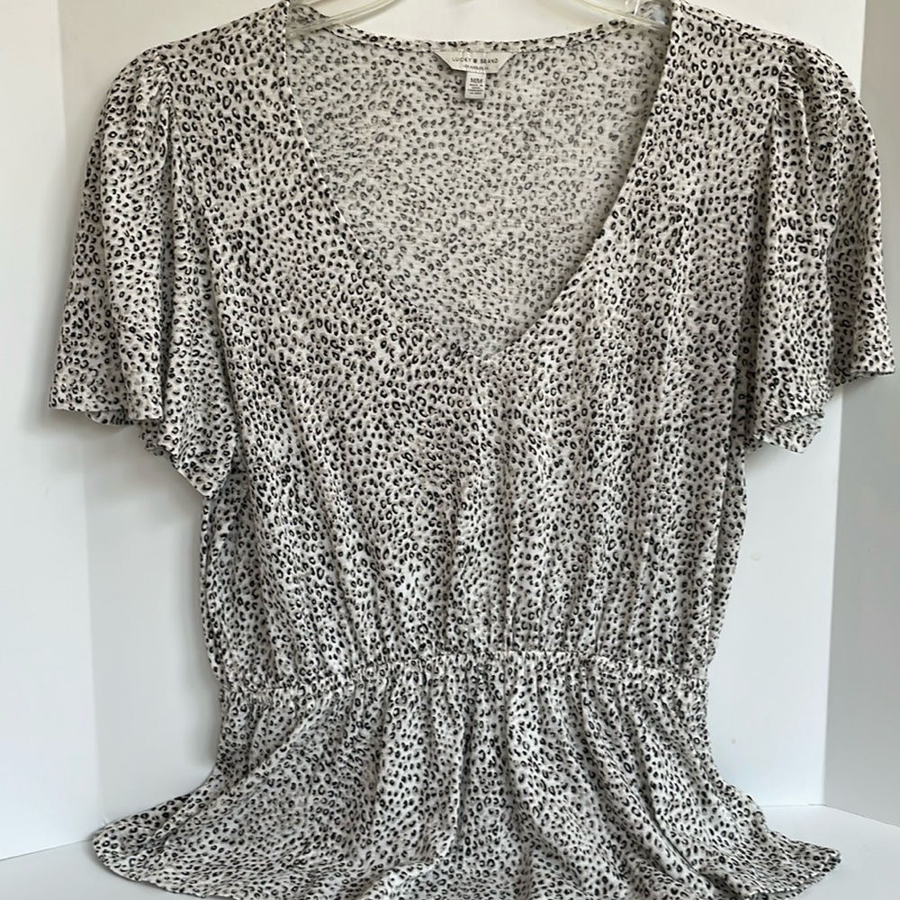Lucky brand V-neck elastic waist peplum ruffle short sleeve top size medium